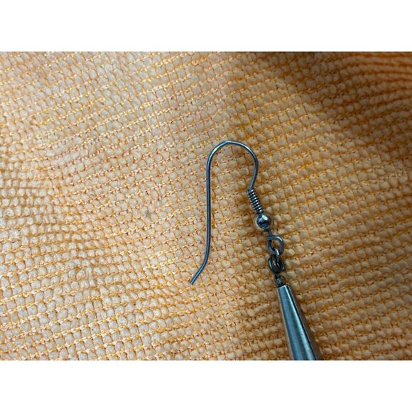 Unbranded Dangle Earrings Silver Pearl Pierced Cone Wired - Picture 3 of 4